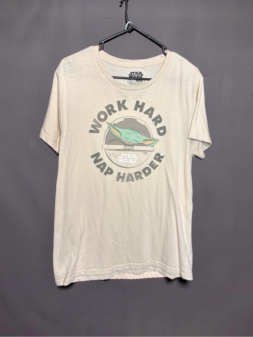 Star Wars Cream Tee with Green Grogu Graphic